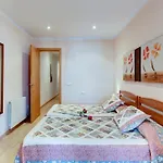 In With Beachfront View Appartement Roses