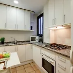 In With Beachfront View Appartement Roses