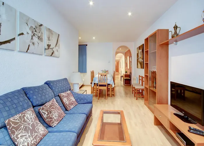 Apartamento In With Beachfront View Roses