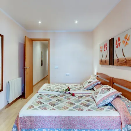 In With Beachfront View Apartment Roses