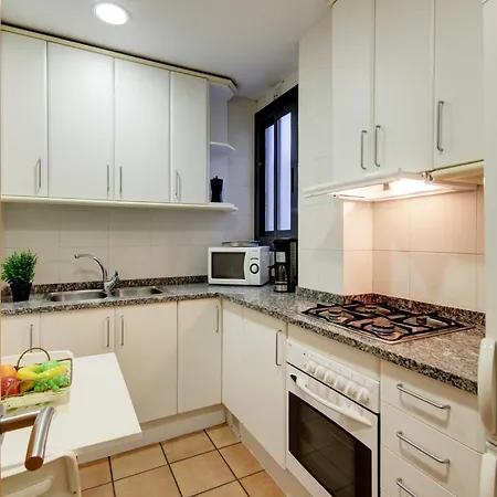 In With Beachfront View Apartment Roses