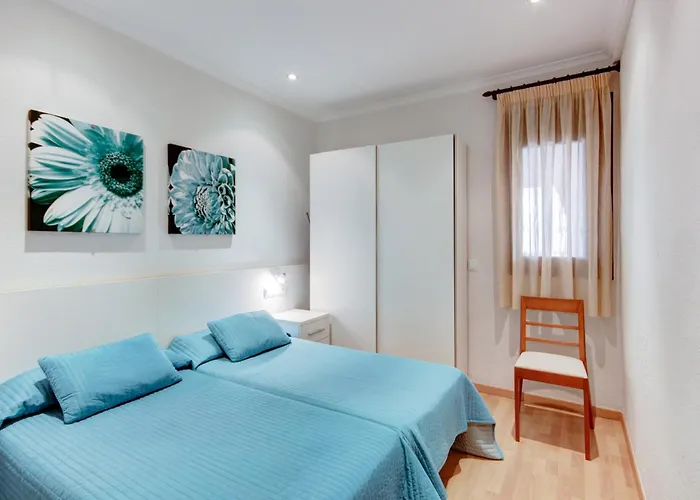 Apartment In With Beachfront View *
